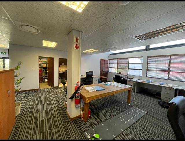 INDUSTRIAL PROPERTY TO RENT IN IRENE